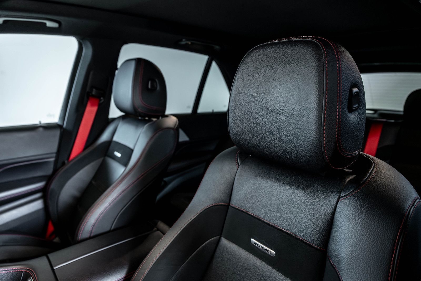 Mercedes-Benz GLE 53 AMG SUV NIGHT PANO MULTIBEAM MBUX BURMEST