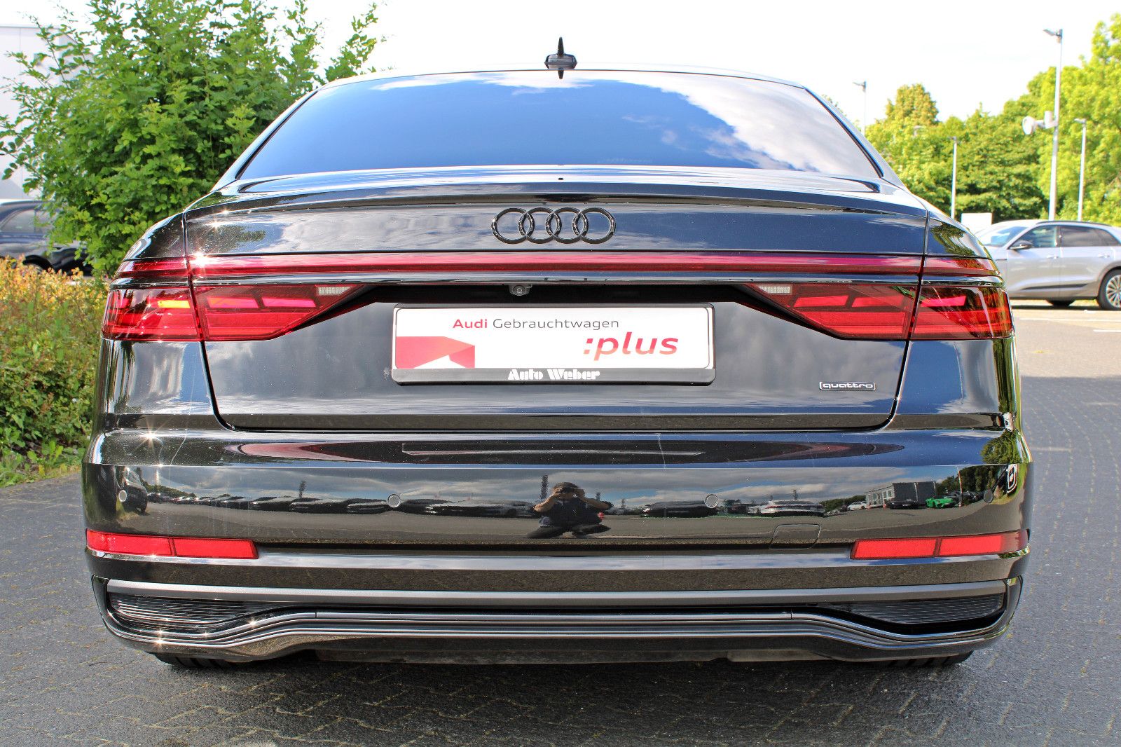 Audi A8 Lang 50TDI S LINE BLACK - Samsaru's Car Outlet