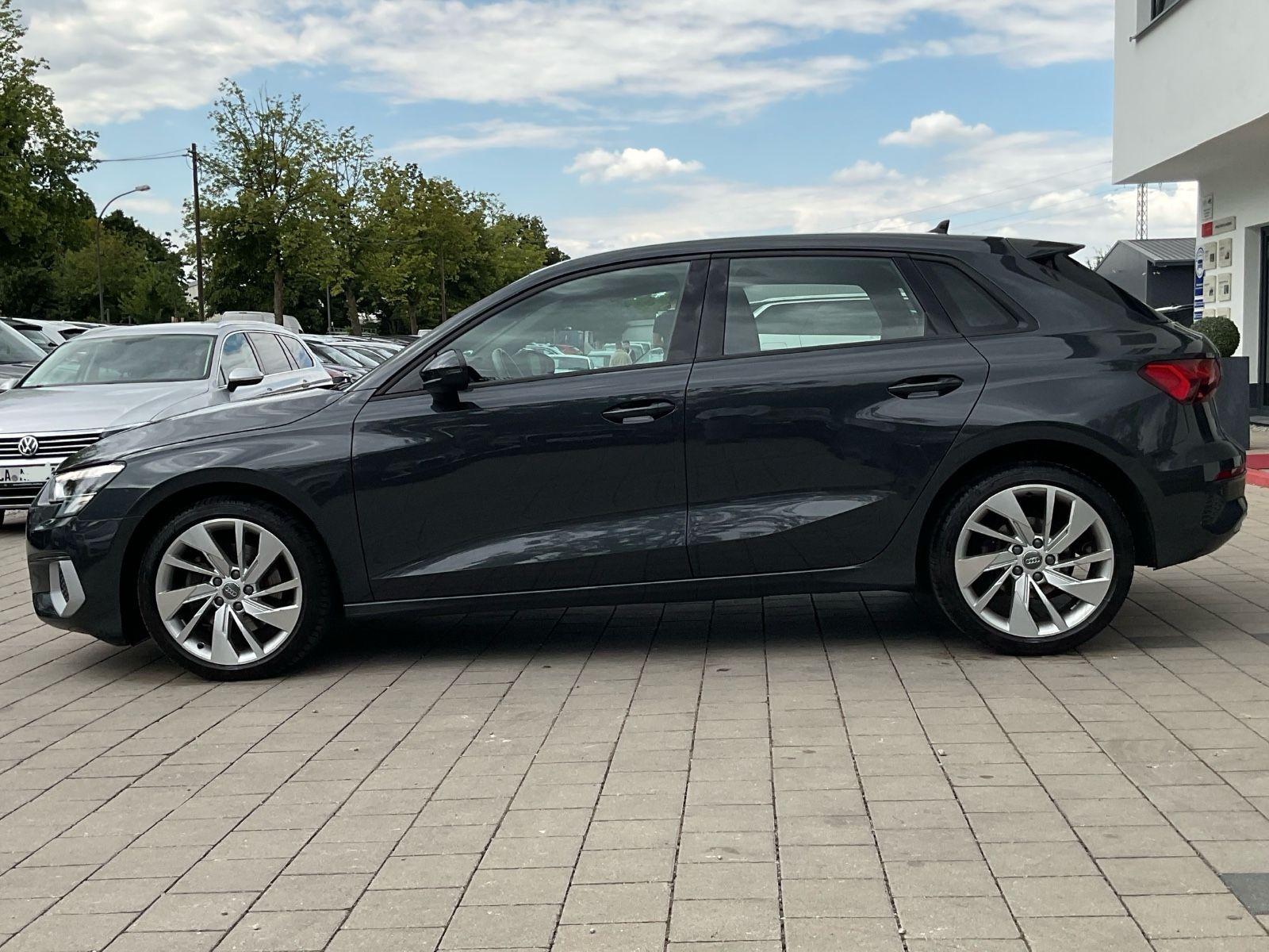 Audi A3 Sportback 35 TFSI advanced - Samsaru's Car Outlet