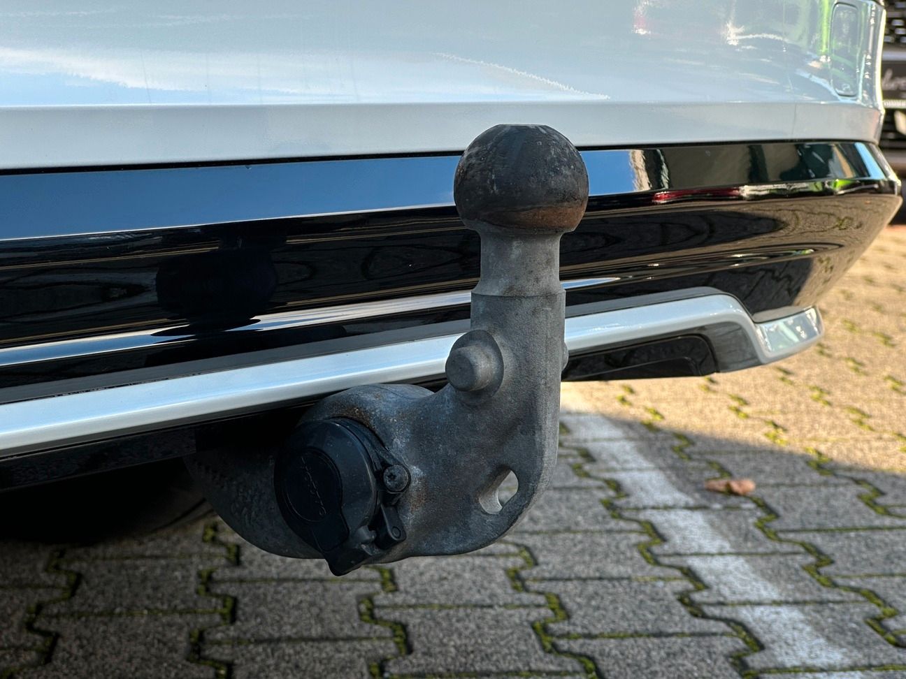 Volvo V60 T8 Recharge AWD Ultimate Dark *Pano*AHK*ACC*