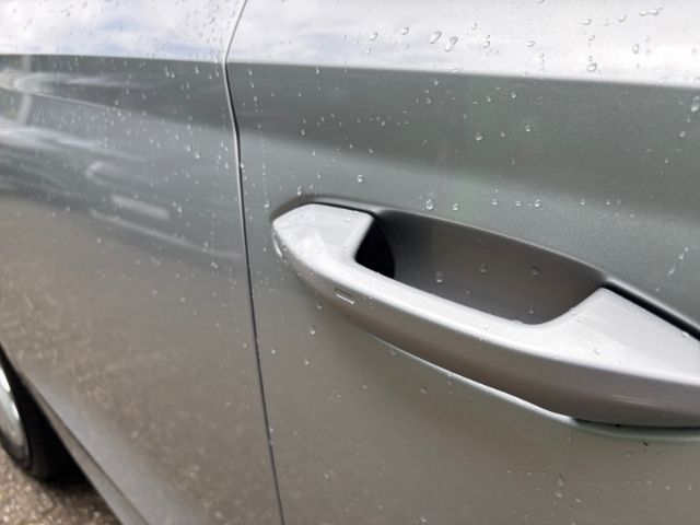 Skoda Octavia Combi Style iV 1.4 TSI - Samsaru's Car Outlet