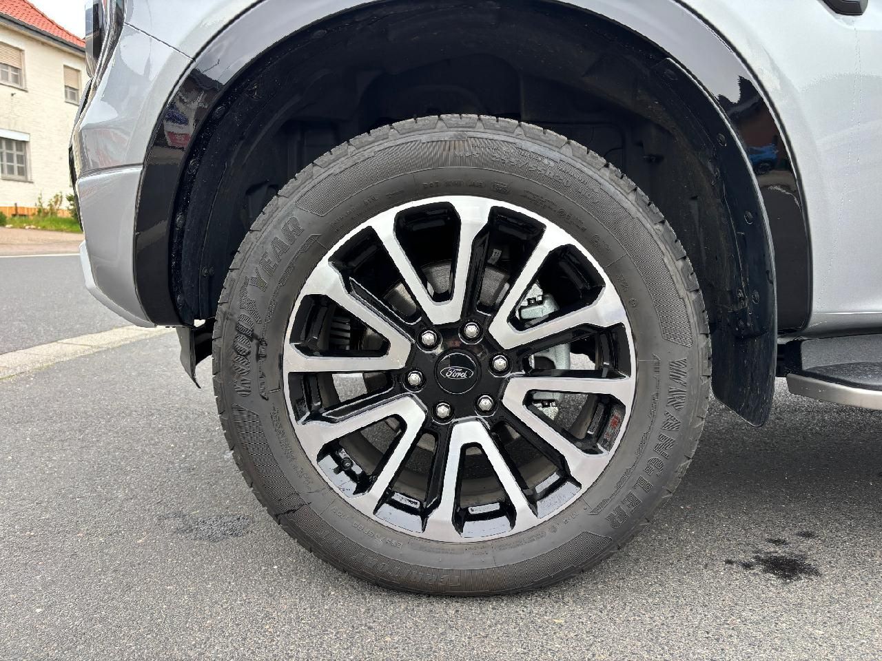 Ford Ranger Platinum Doka Standhz. Spurverbreiterung