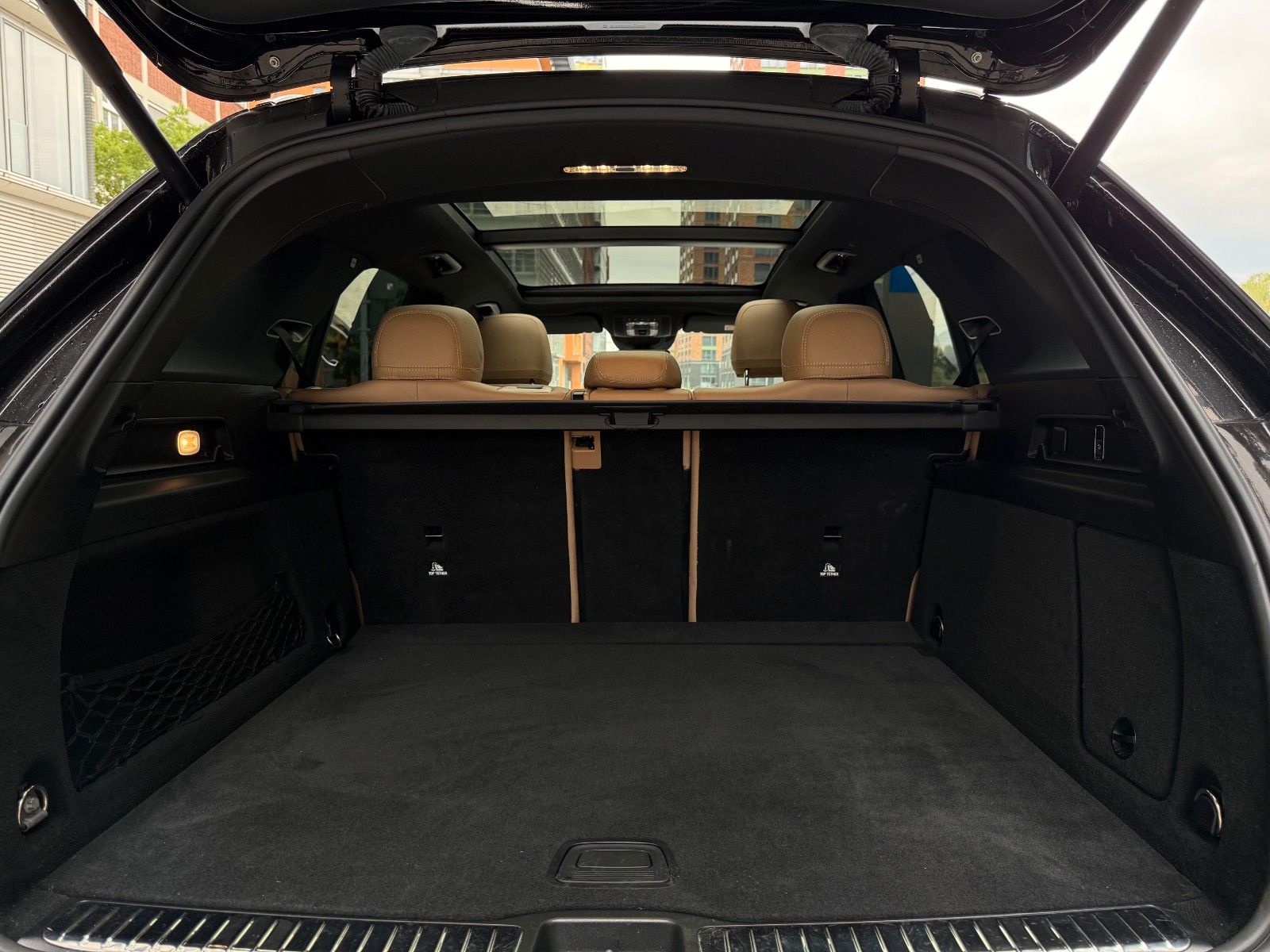 Mercedes-Benz GLE450d AMG SoftClose Pano Massage 360° HUD 22''