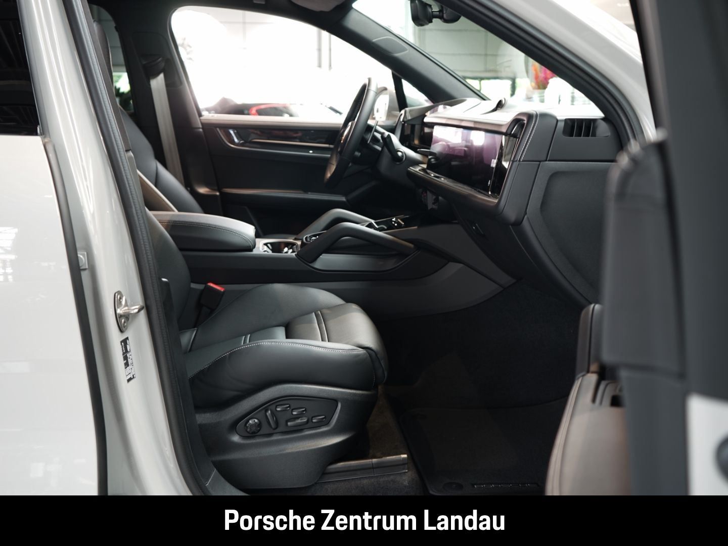 Porsche Cayenne E-Hybrid Burmester InnoDrive Head-Up