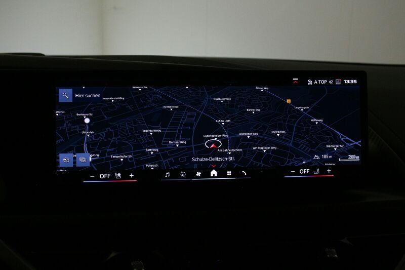 BMW XM 50e NP 152539.- AHK Massage ACC Park+ B&W HuD