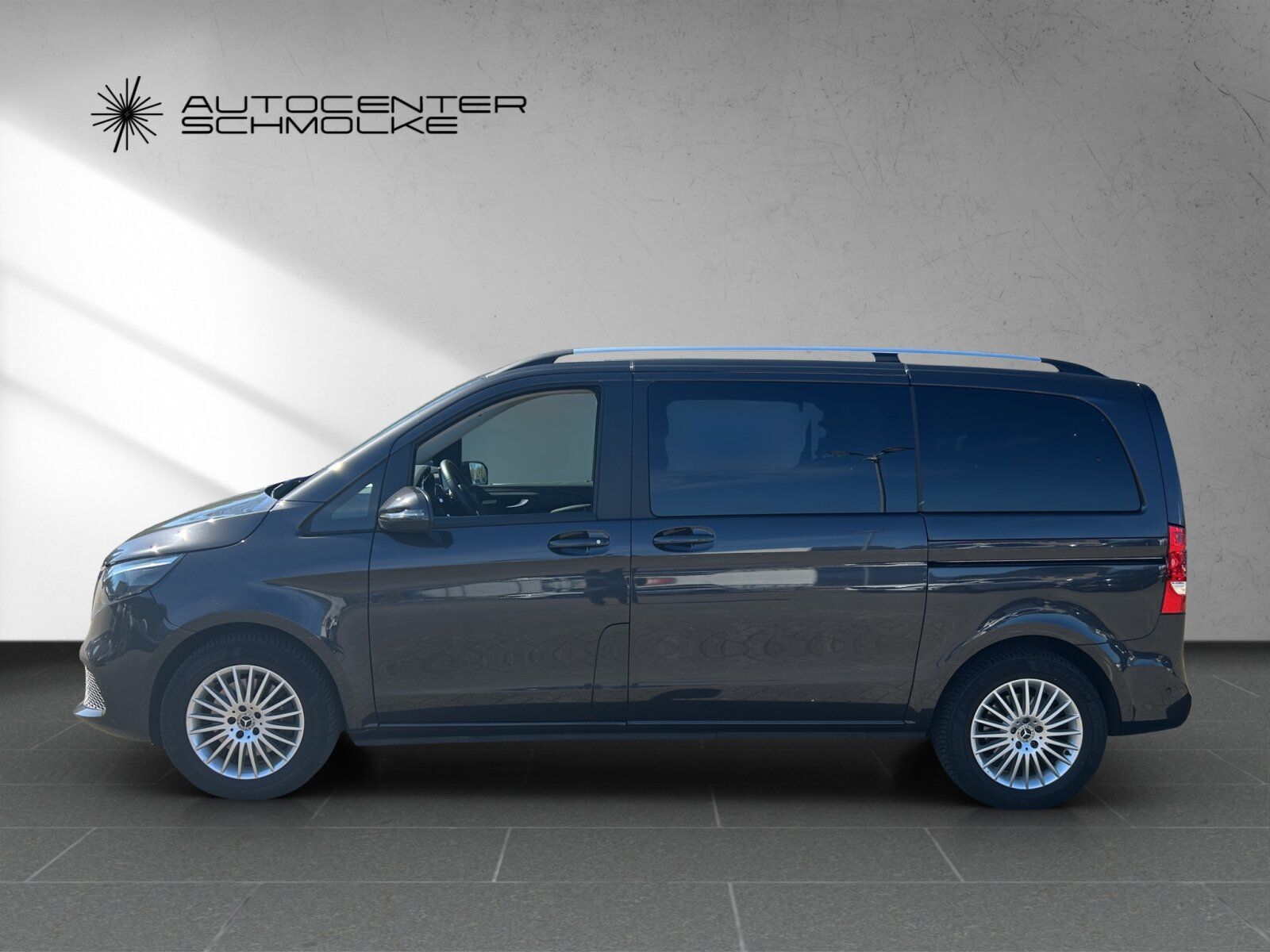 Mercedes-Benz V 220 d EDITION - Samsaru's Car Outlet