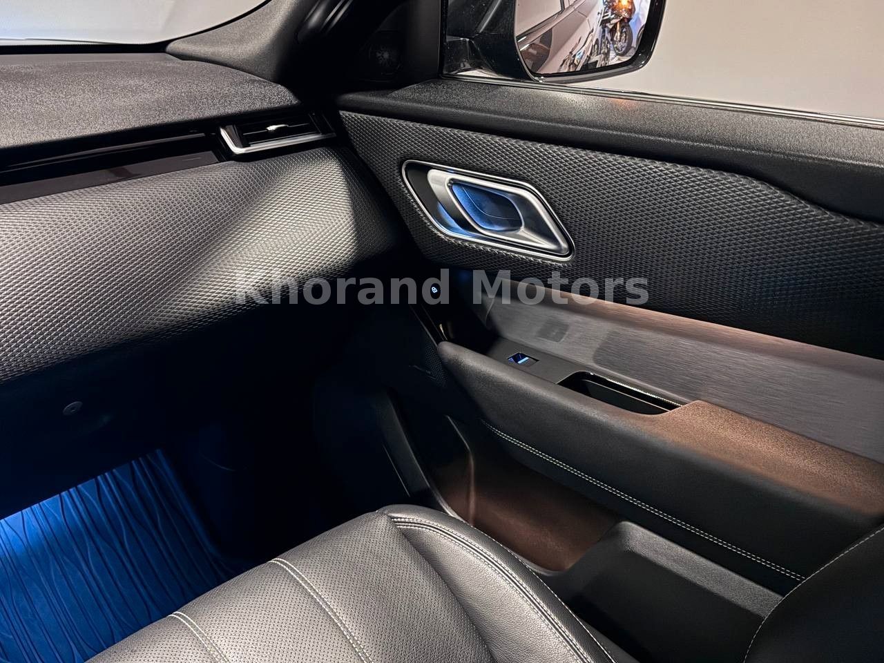 Range Rover Velar R-Dynamic SE - Samsaru's Car Outlet