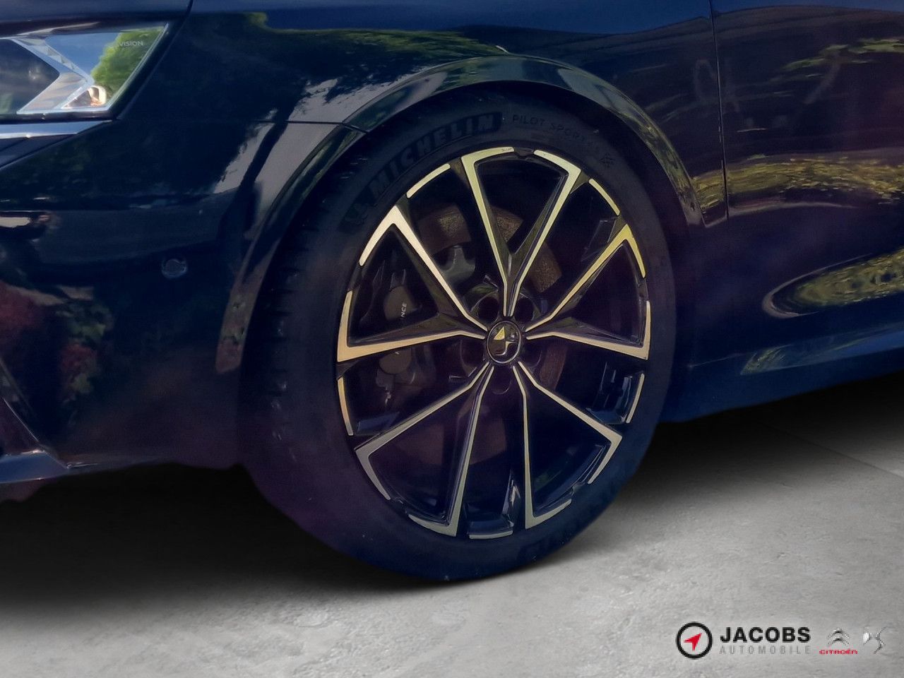 DS Automobiles 9 E-Tense Hybrid 360 4x4 (Plug-In) Rivoli+ (EU6d
