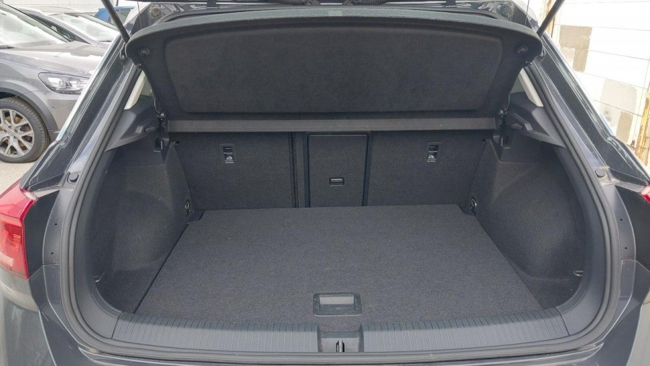 Volkswagen T-Roc 1.0TSI Style - Samsaru's Car Outlet