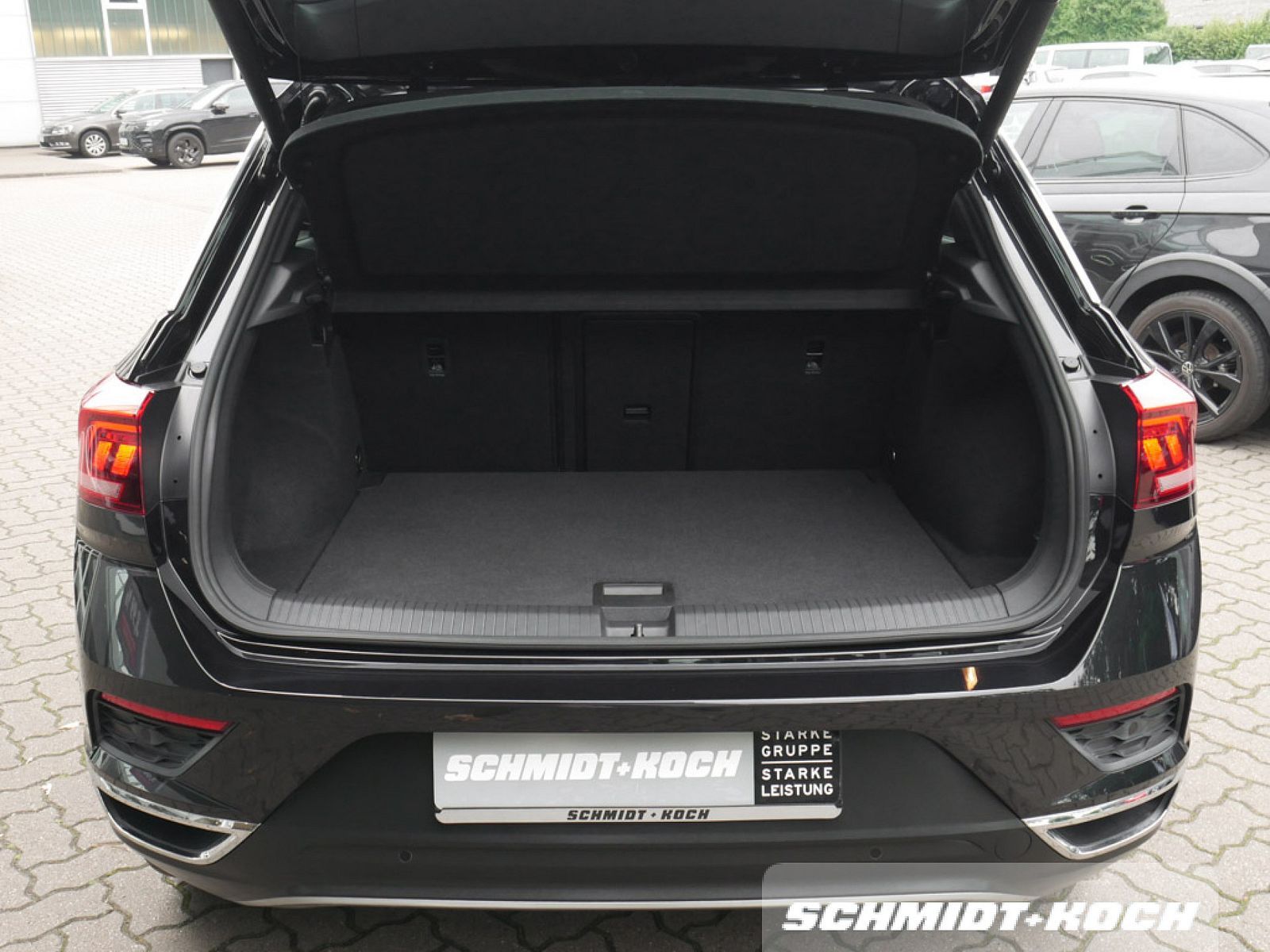 Volkswagen T-Roc Sport 1.5 TSI - Samsaru's Car Outlet