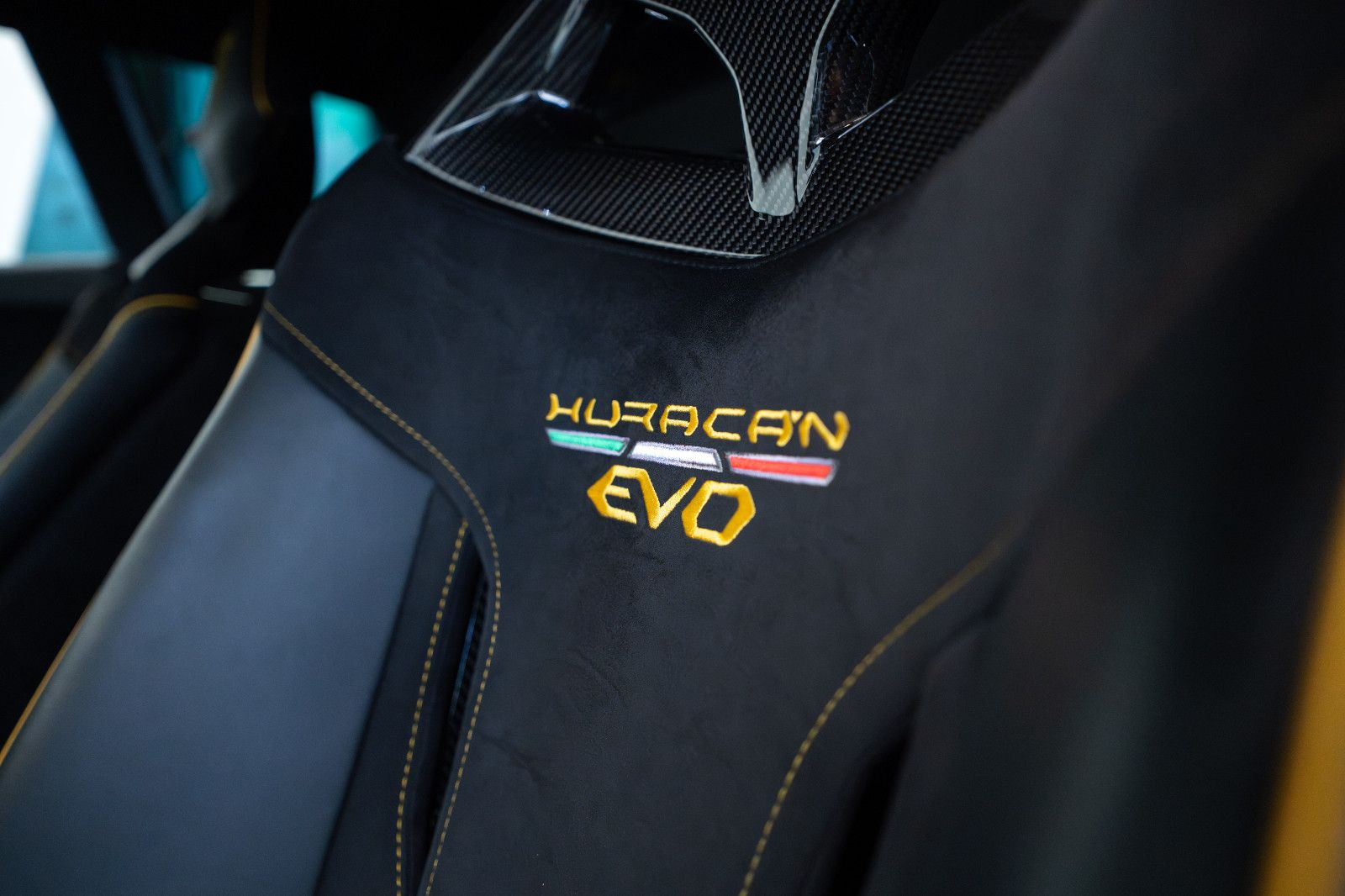 Lamborghini Huracán EVO AWD - Samsaru's Car Outlet