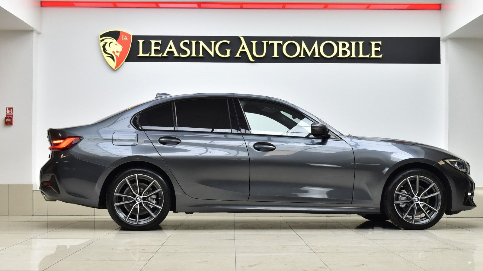 BMW 320 d xDrive Sport Line LED Shadow-Line