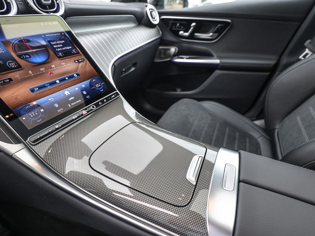 Mercedes-Benz GLC 220 d 4M AMG Line AHK Abstandstemp. LED Pano