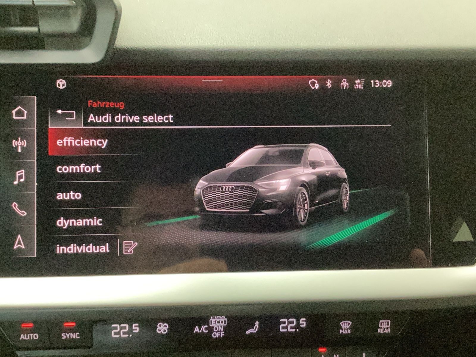 Audi A3 Sportback 45 TFSI e S LINE LM17 SPORTSITZE SI