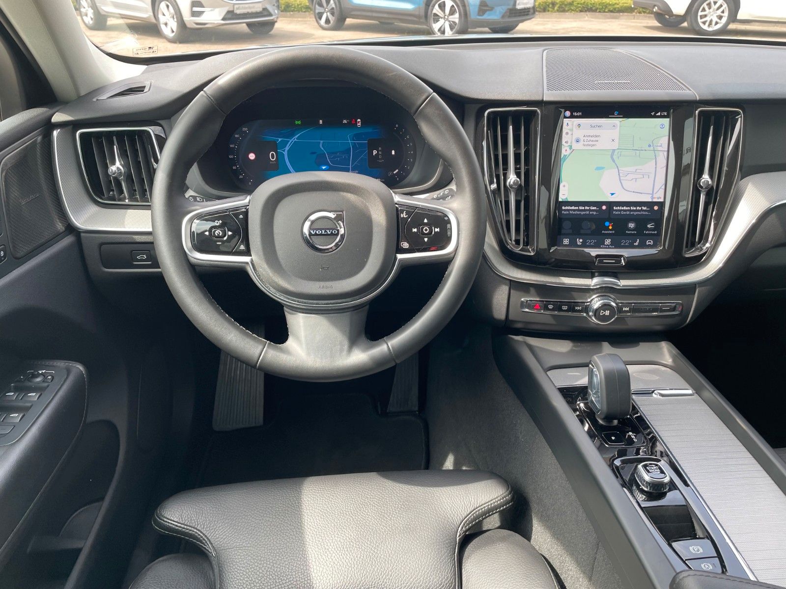 Volvo XC60 B5 AWD PLUS DARK-360-BLIS-H/K-Pilot-VollLED