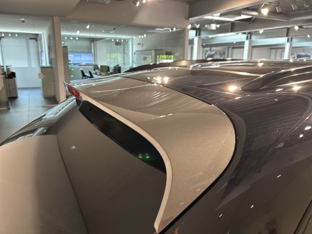 Porsche Macan T - Samsaru's Car Outlet