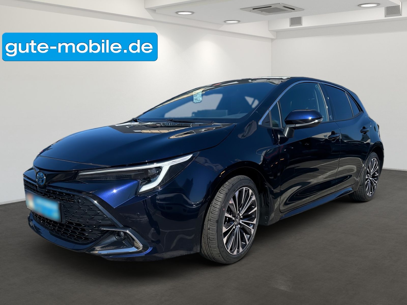 Toyota Corolla 1.8 l-5-Türer Hybrid Team - Samsaru's Car Outlet