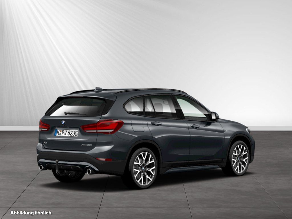 BMW X1 xDrive20i SportLine - Samsaru's Car Outlet