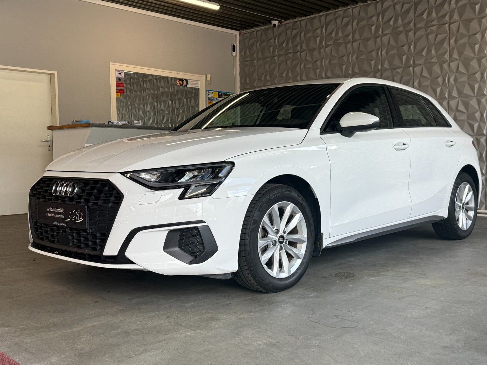 Audi A3 Sportback TFSI*CARPLAY-NAVI*KAM*VRT-COCKPIT*