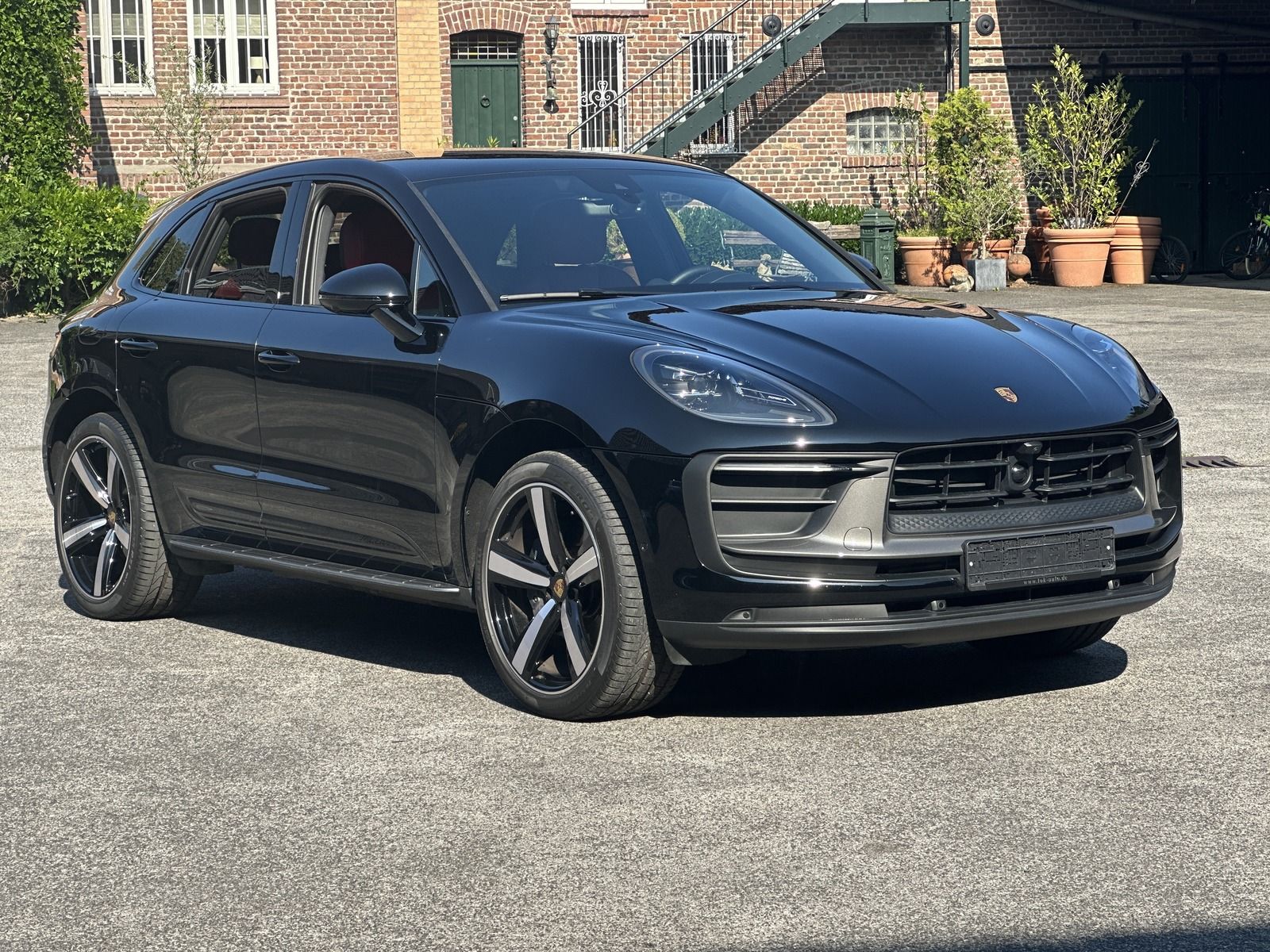 Porsche Macan T SPORTABGAS*21 EXCLUSIVE - Samsaru's Car Outlet