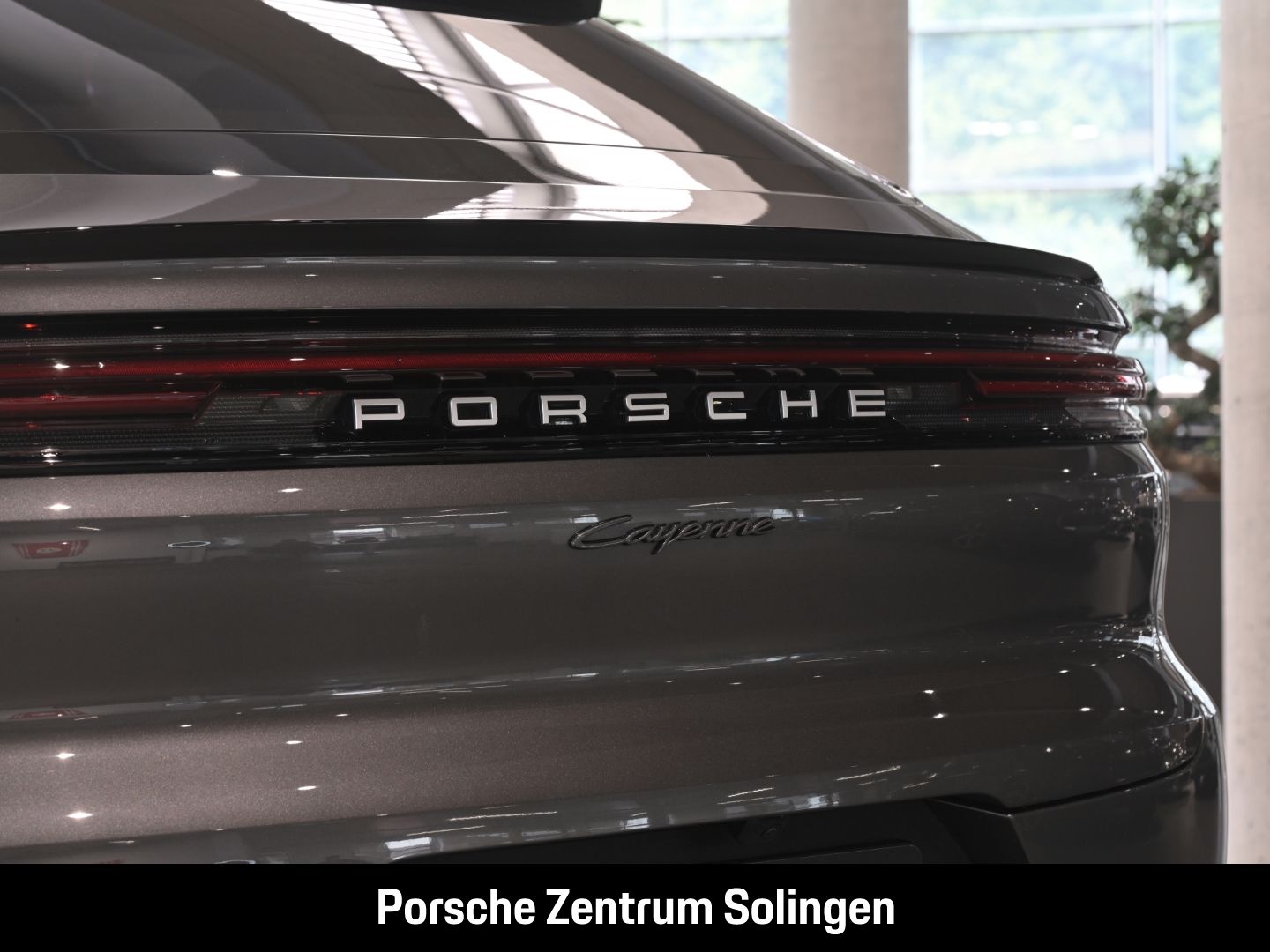 Porsche Cayenne Coupe E-Hybrid 22'' HD Matrix Bose InnoD