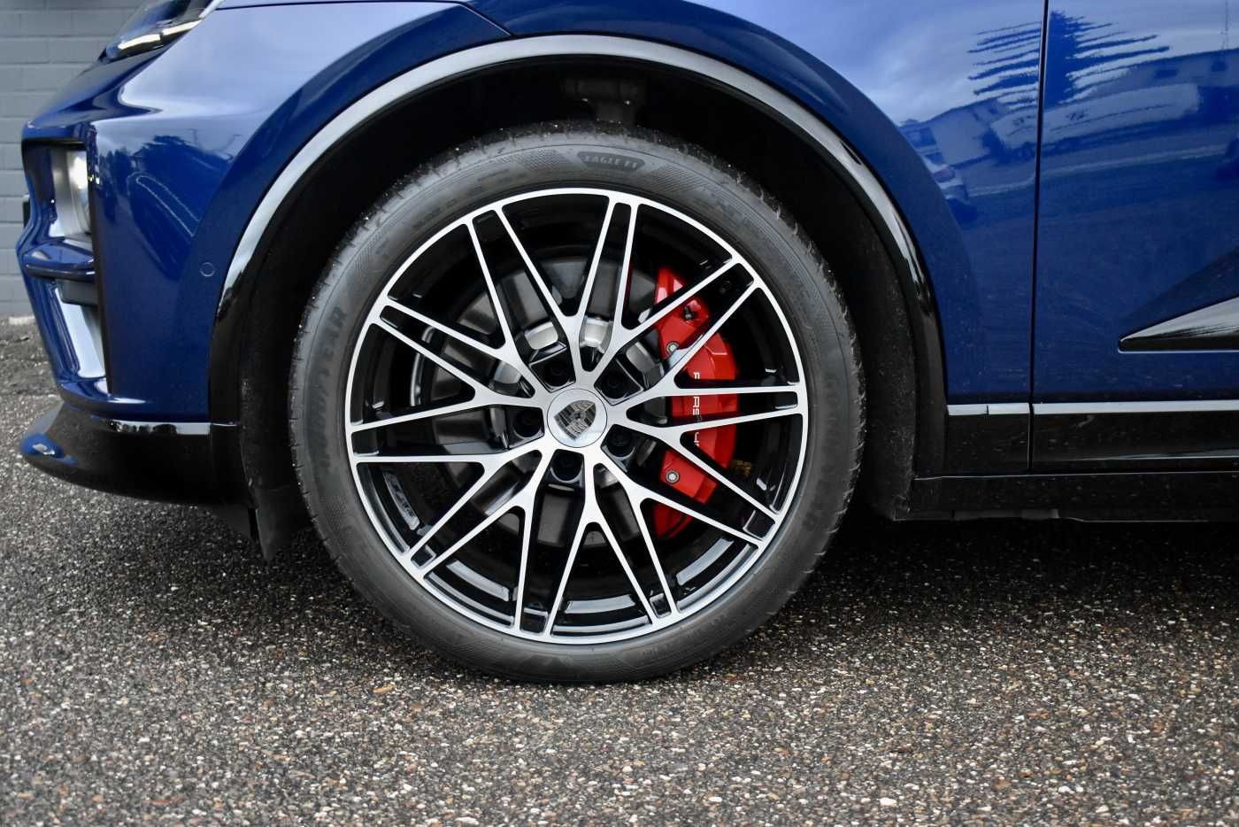 Porsche Macan 100 kWh Turbo Head-Up 18-way BOSE 360°