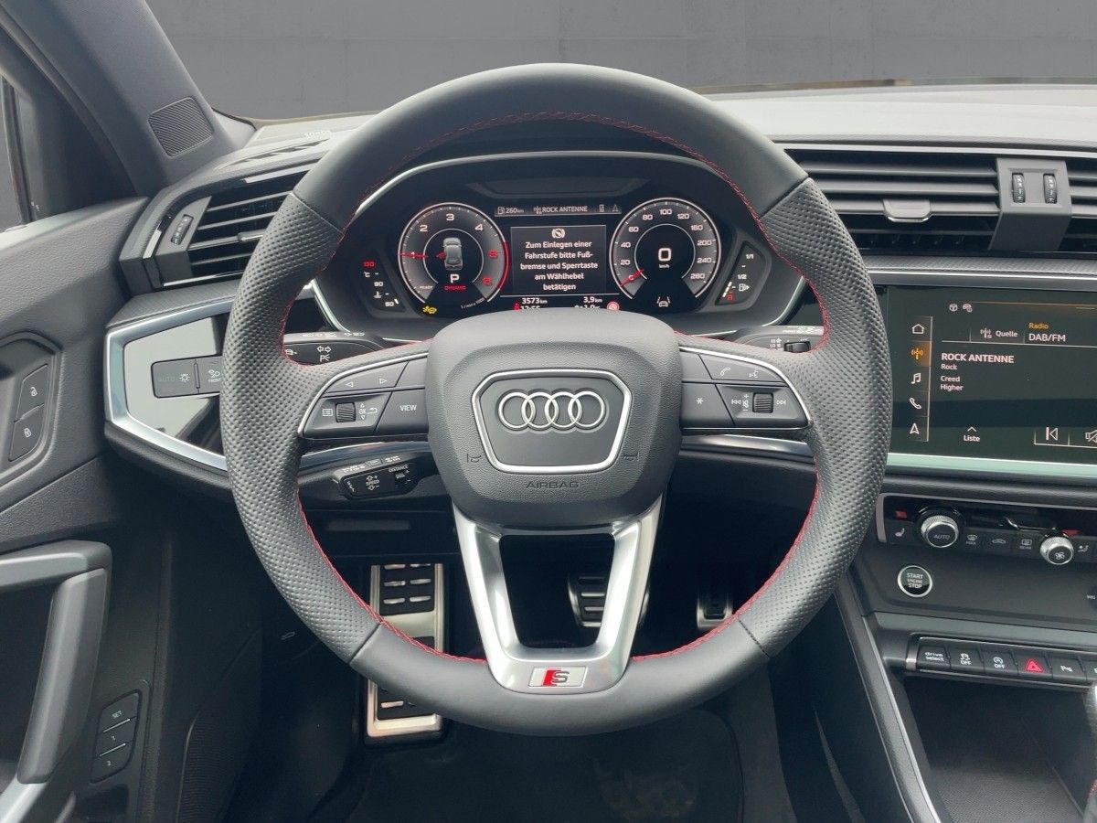 Audi Q3 40 TDI QU S-LINE MATRIX+NAV+SONOS+RFK+AHK+20"