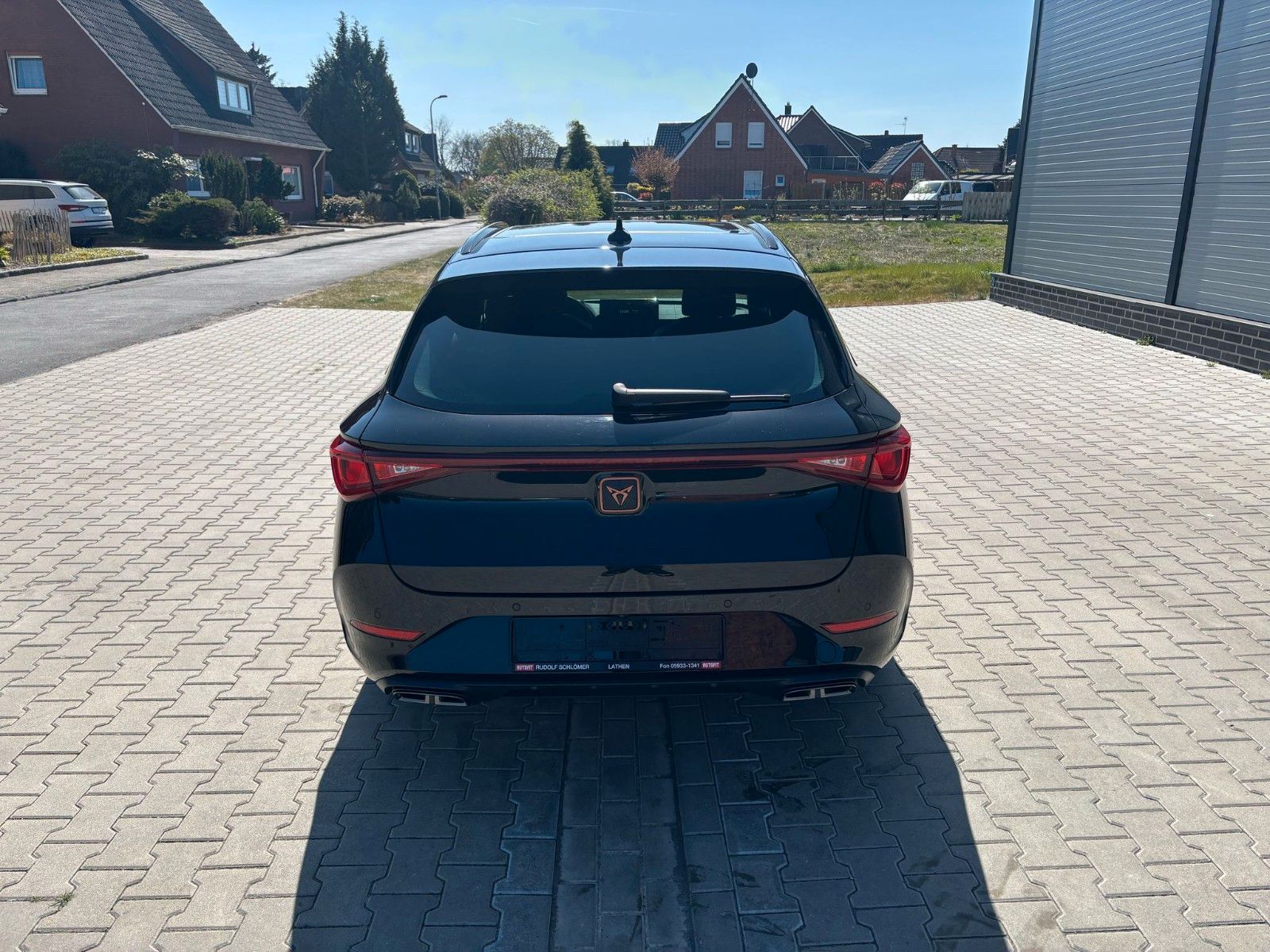 Cupra Leon Sportstourer - Samsaru's Car Outlet