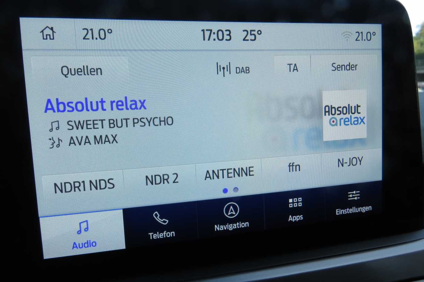 Ford Kuga Automatic TITANIUM - Samsaru's Car Outlet