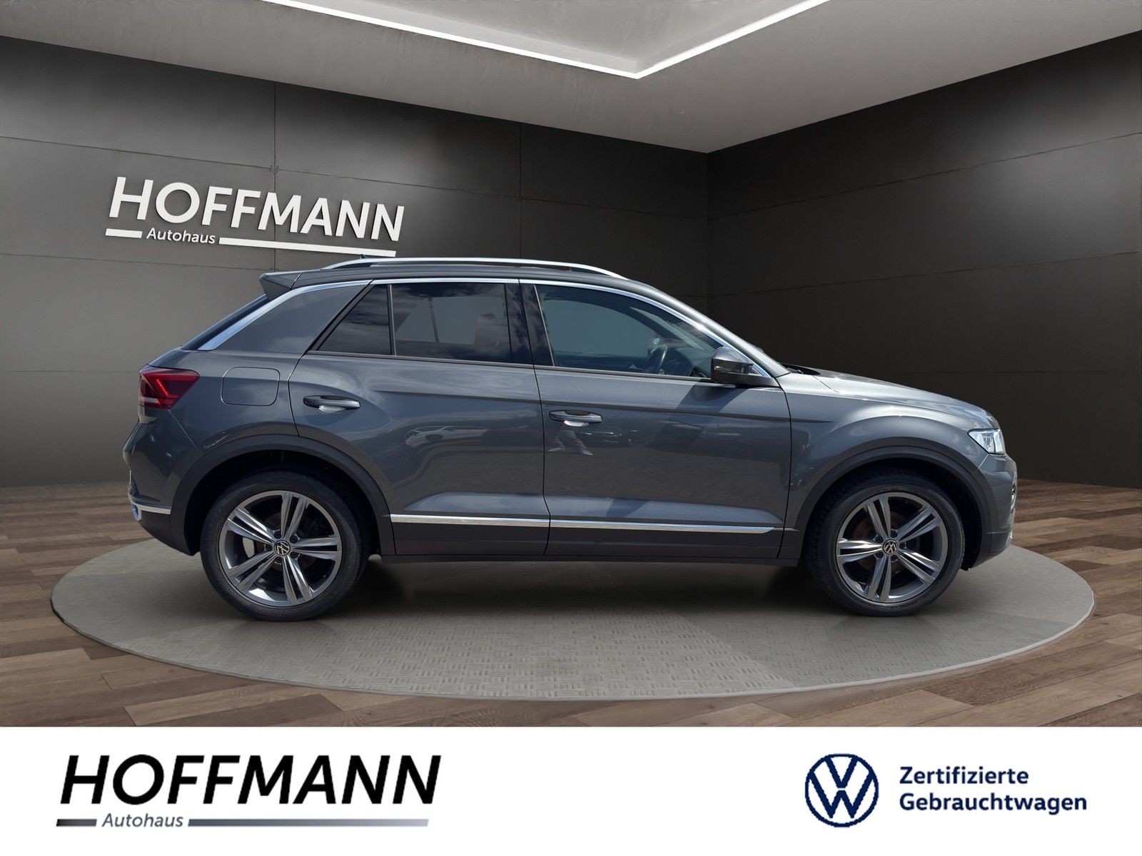 Volkswagen T-Roc 1.5 TSI DSG Sport - Samsaru's Car Outlet
