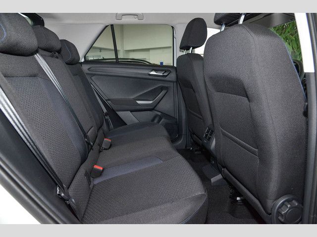 Volkswagen T-Roc United R-line - Samsaru's Car Outlet