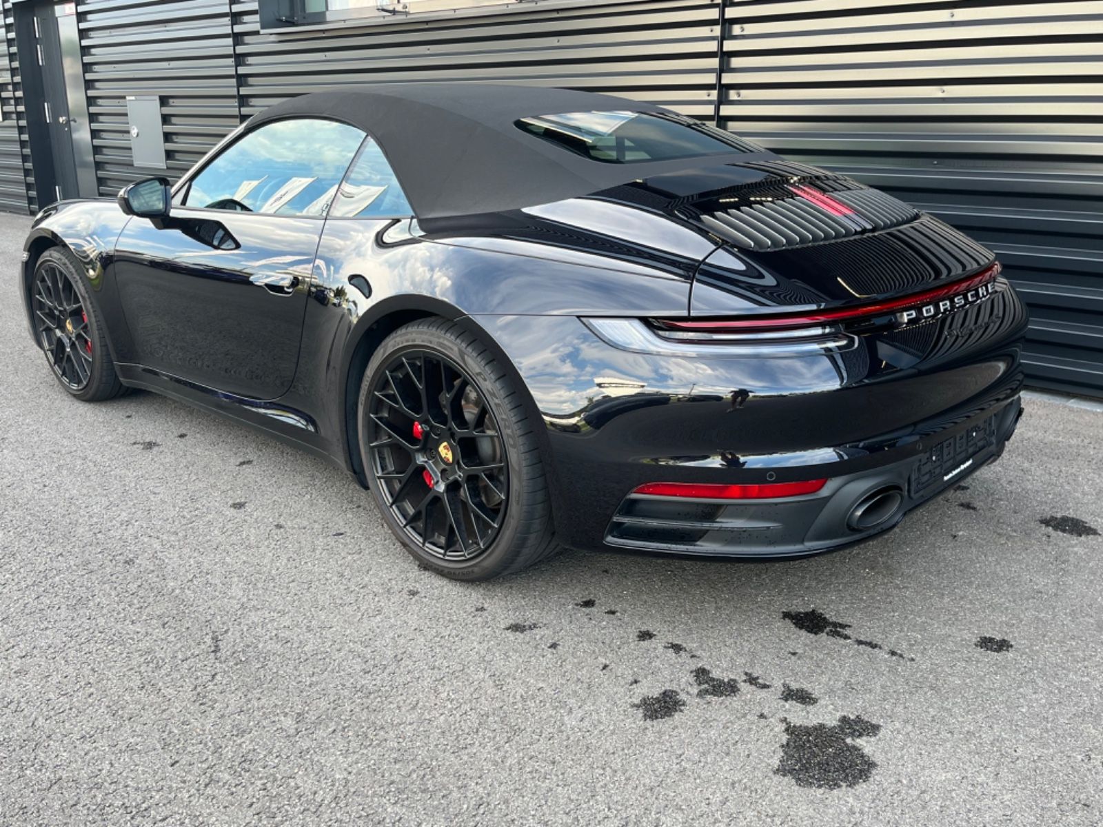 Porsche 911-992  Carrera 4 S CABRIO-ABGAS-CHRONO-NP: 187