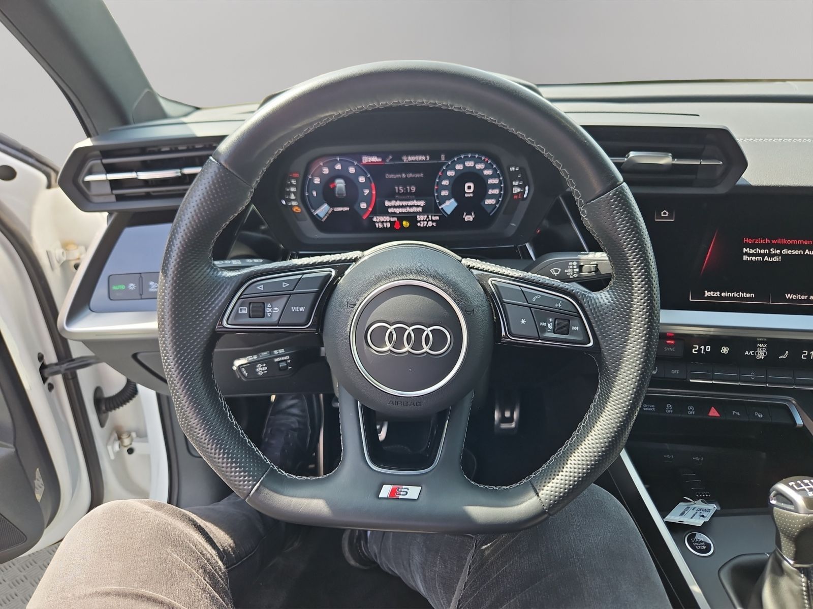 Audi A3 Sportback 30 TFSI - Samsaru's Car Outlet