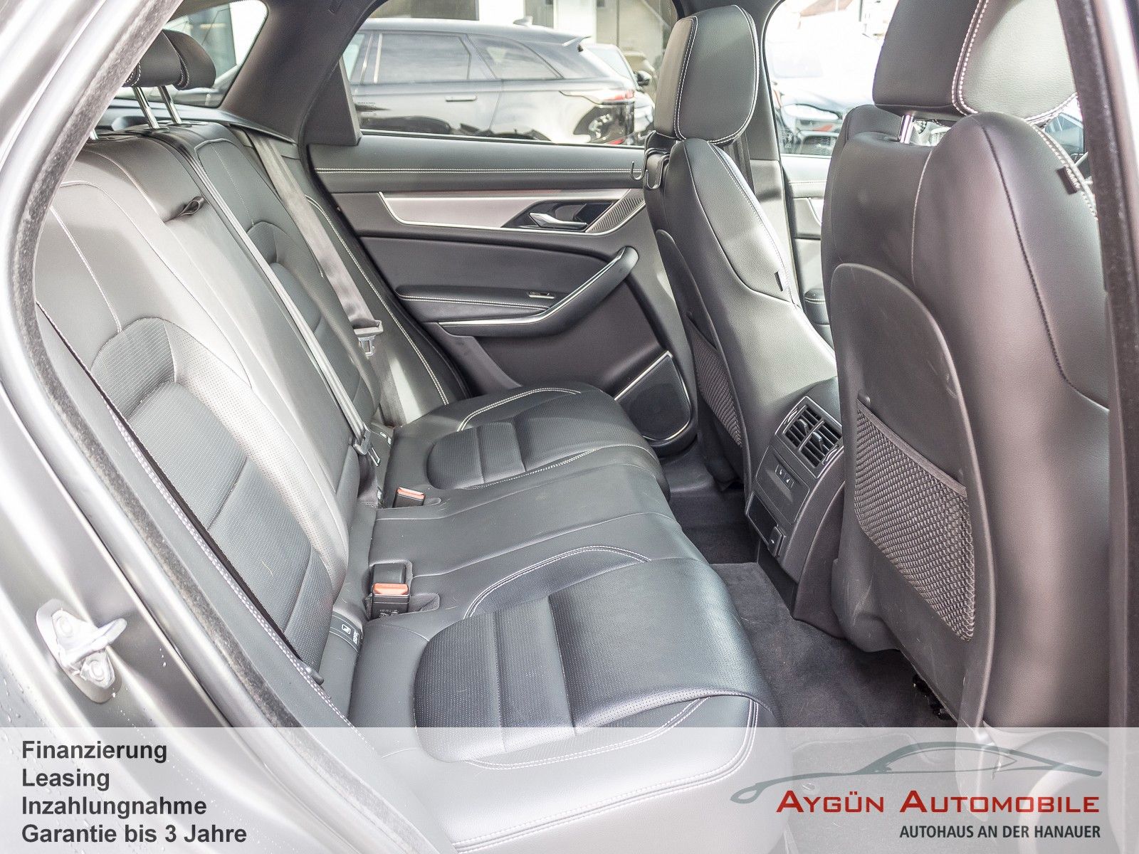 Jaguar F-PACE P400e AWD R-Dynamic S*Pano*Massage*HUD*