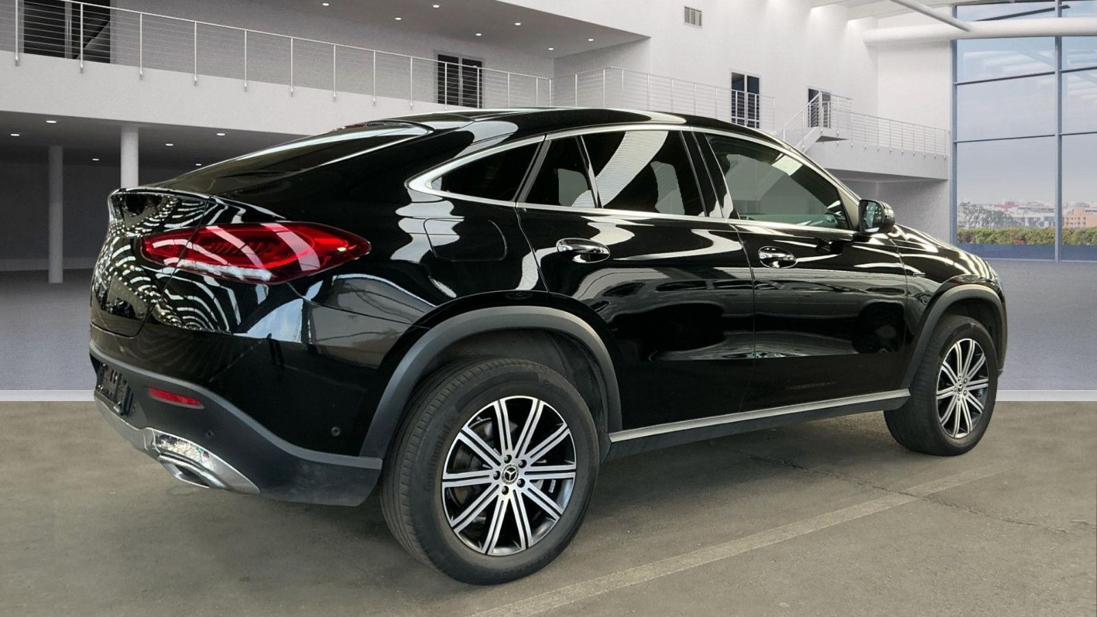 Mercedes-Benz GLE 350 e AMG Coupe 360`Burmest*Muebeam*Distro