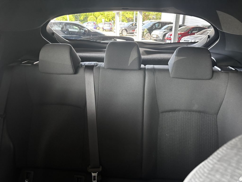 Toyota C-HR Hybrid - Samsaru's Car Outlet