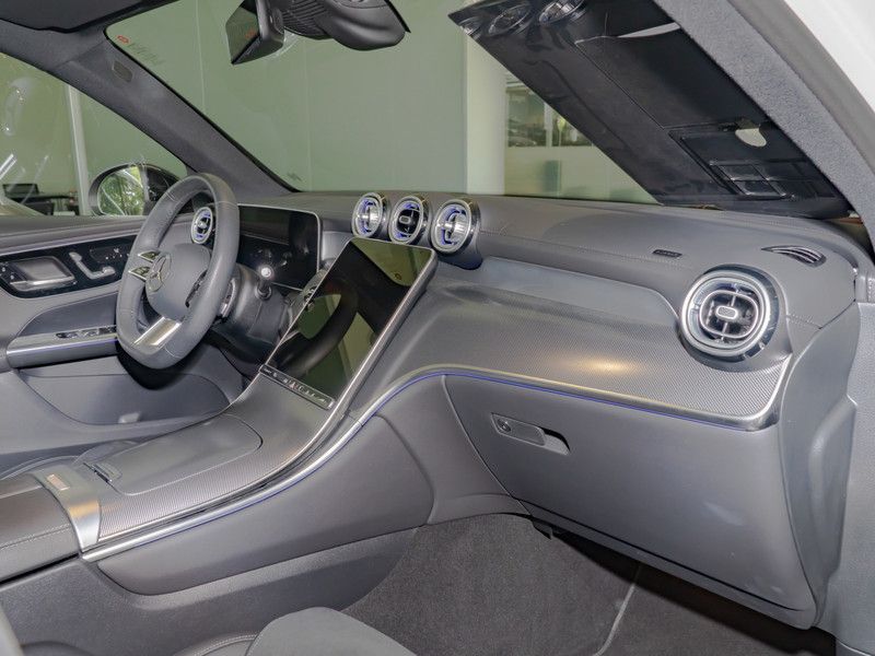 Mercedes-Benz GLC 300 d 4M AMG-Sport/Pano/AHK/Night/Distr/20'