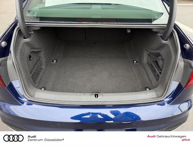 Audi A4 Limousine 40 TDI quattro S LINE RFK MMI LED