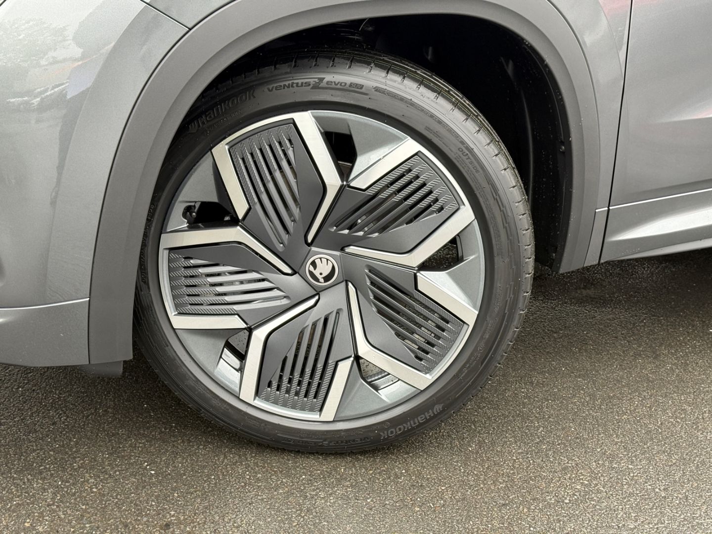 Skoda Kodiaq II 1.5 TSI iV DSG Sportline DCC AHK Matri