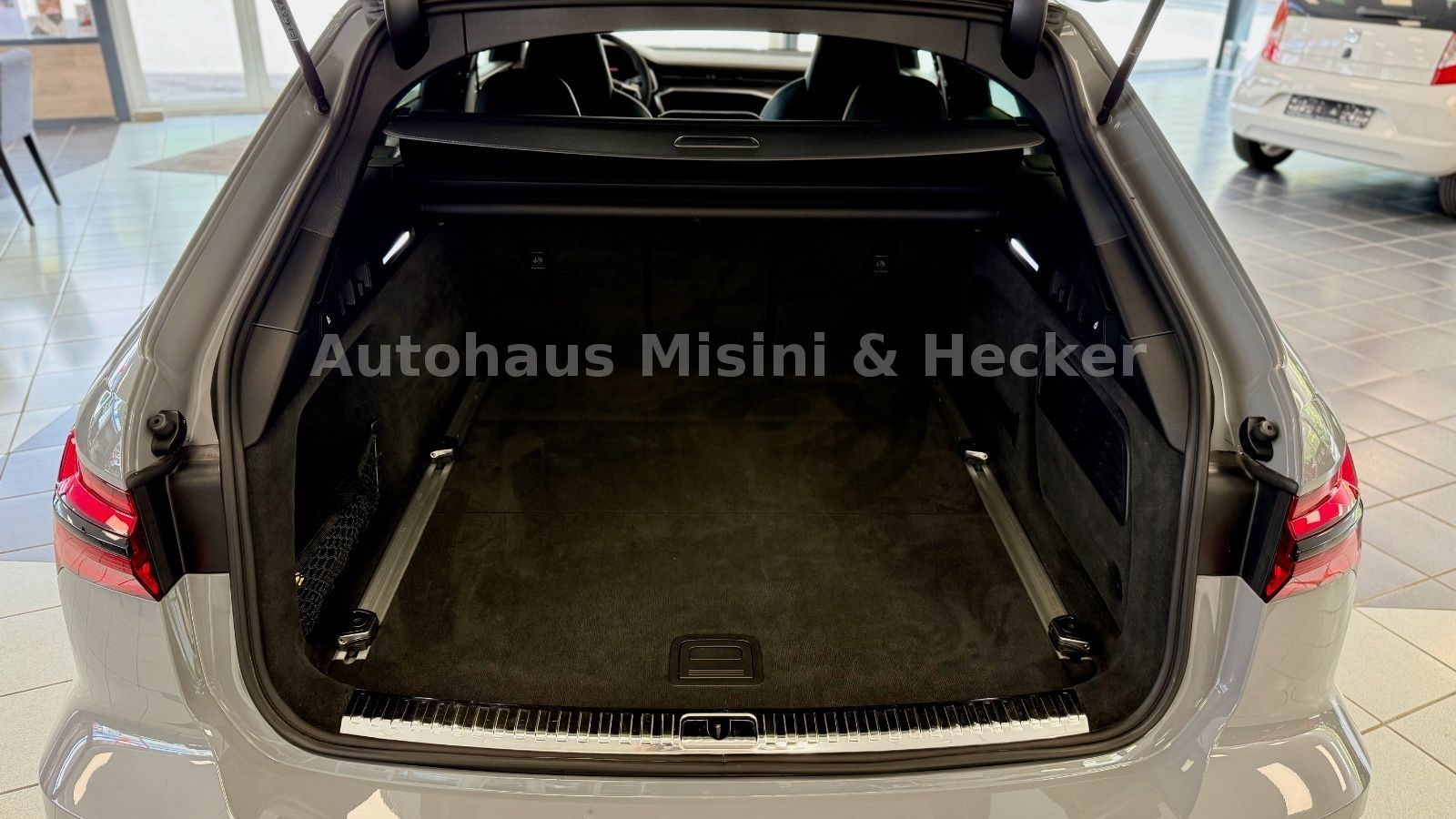 Audi RS6 Avant / Keramik / B&O A / Panorama / 305km/h