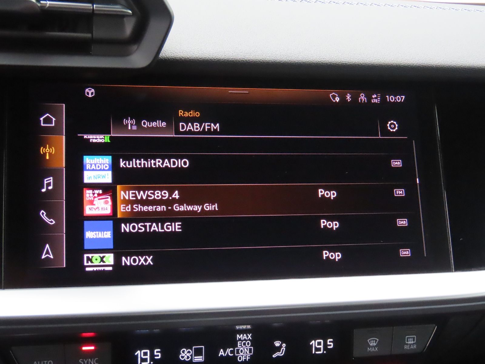 Audi A3 Limousine 35 TFSI S line Leder Ambiente