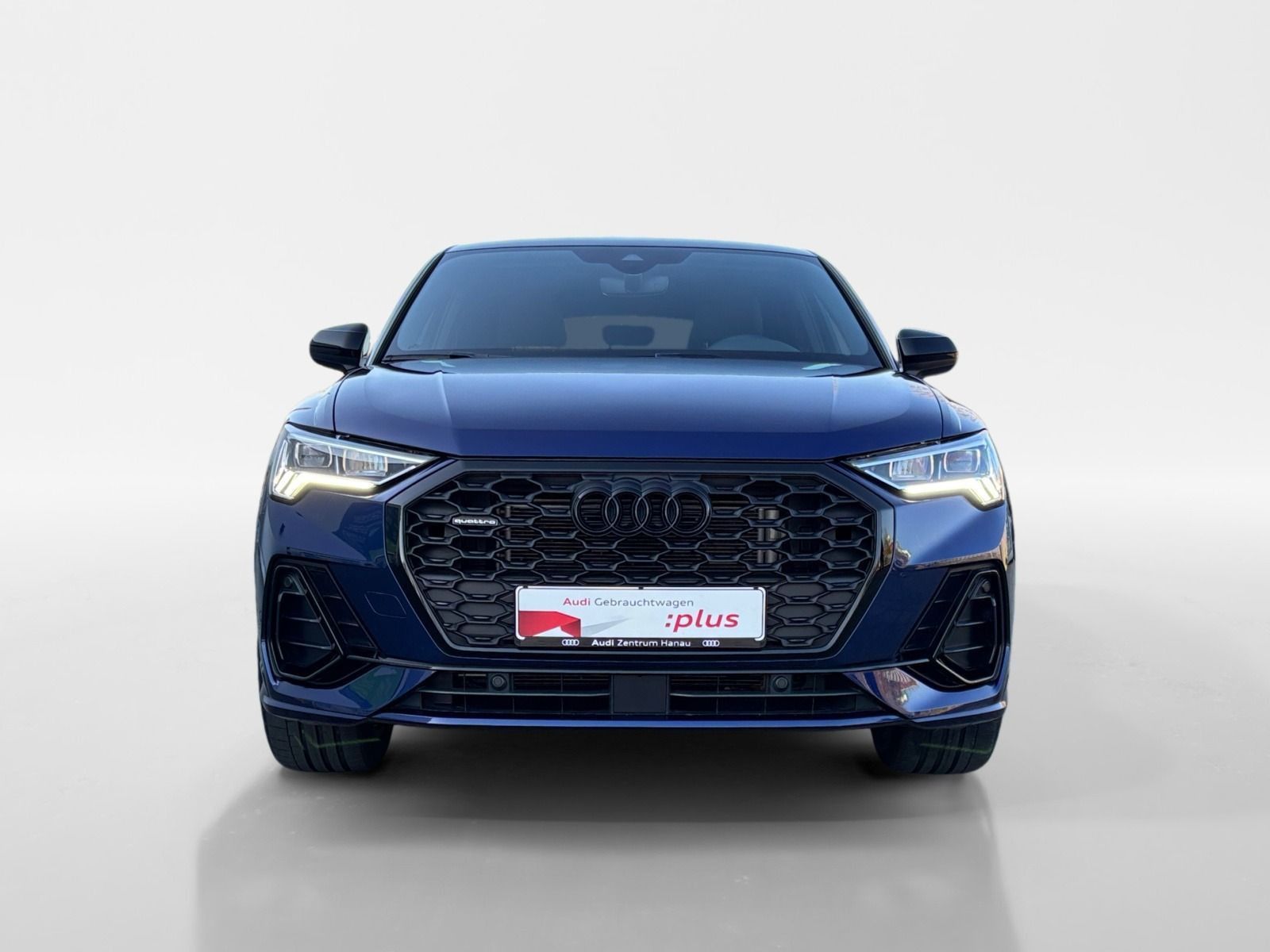 Audi Q3 Sportback 40 TFSI quattro S line - Samsaru's Car Outlet