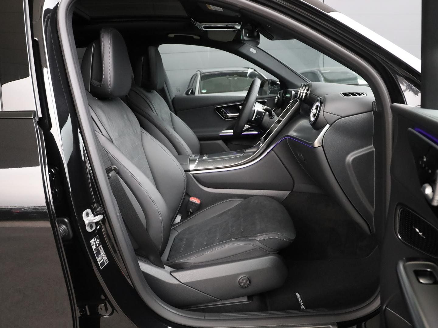 Mercedes-Benz GLC 450 d 4M Digital-Light Distronic Pano AHK