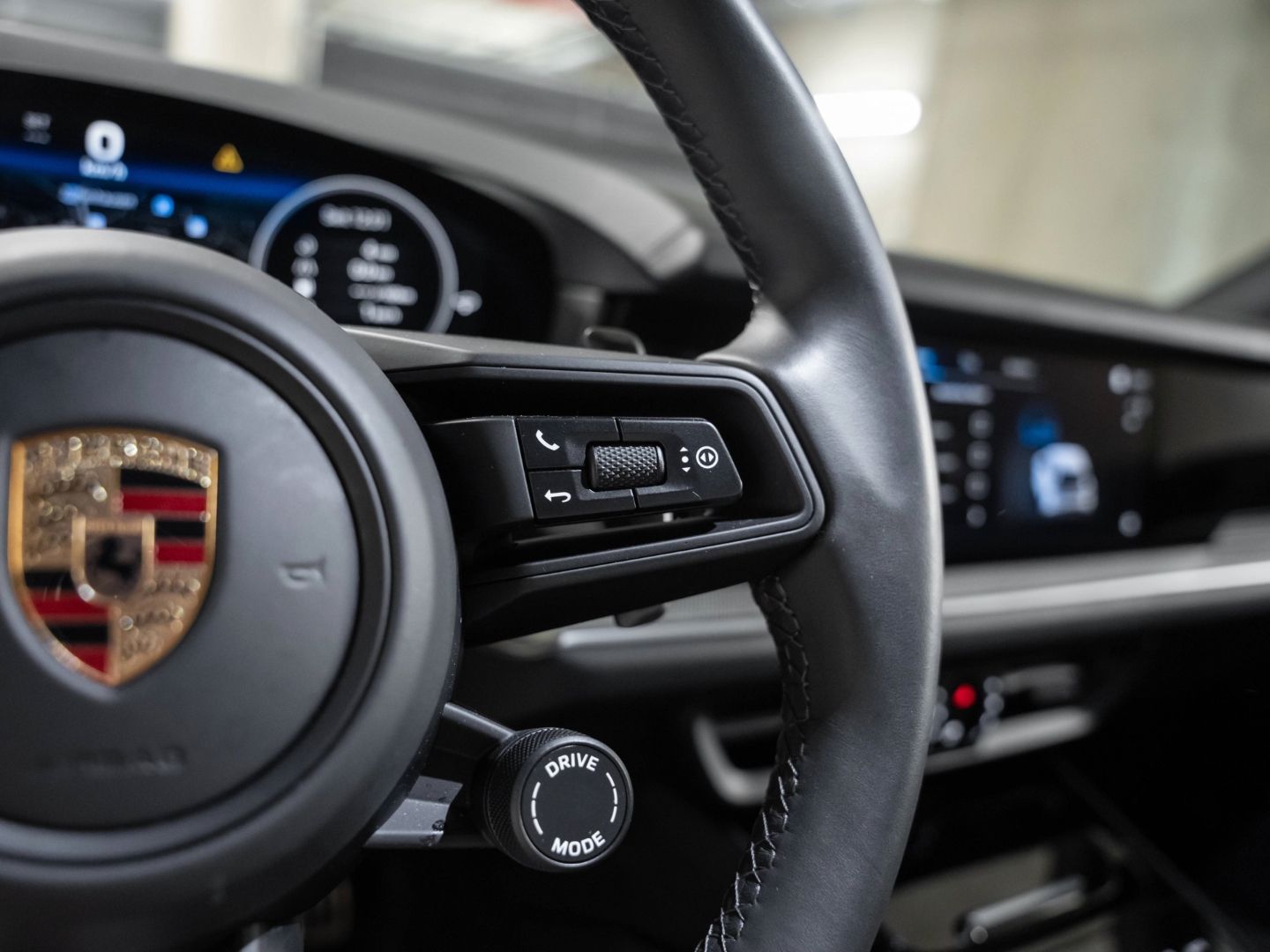 Porsche Cayenne S BOSE Standheizung Surround View PASM