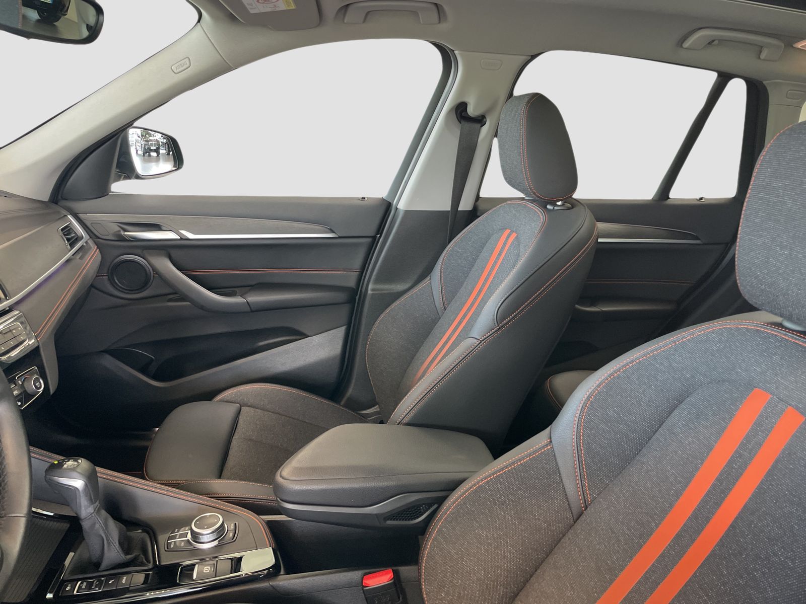 BMW X1 xDrive25e Sport Line - Samsaru's Car Outlet