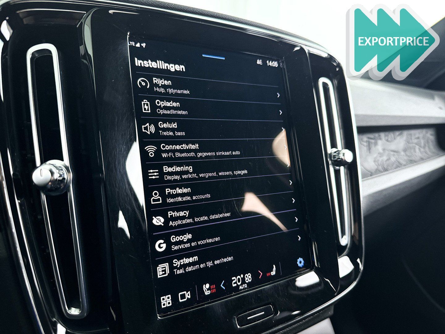 Volvo XC40 Recharge Plus 70 kWh | Stoel- en stuurverwa