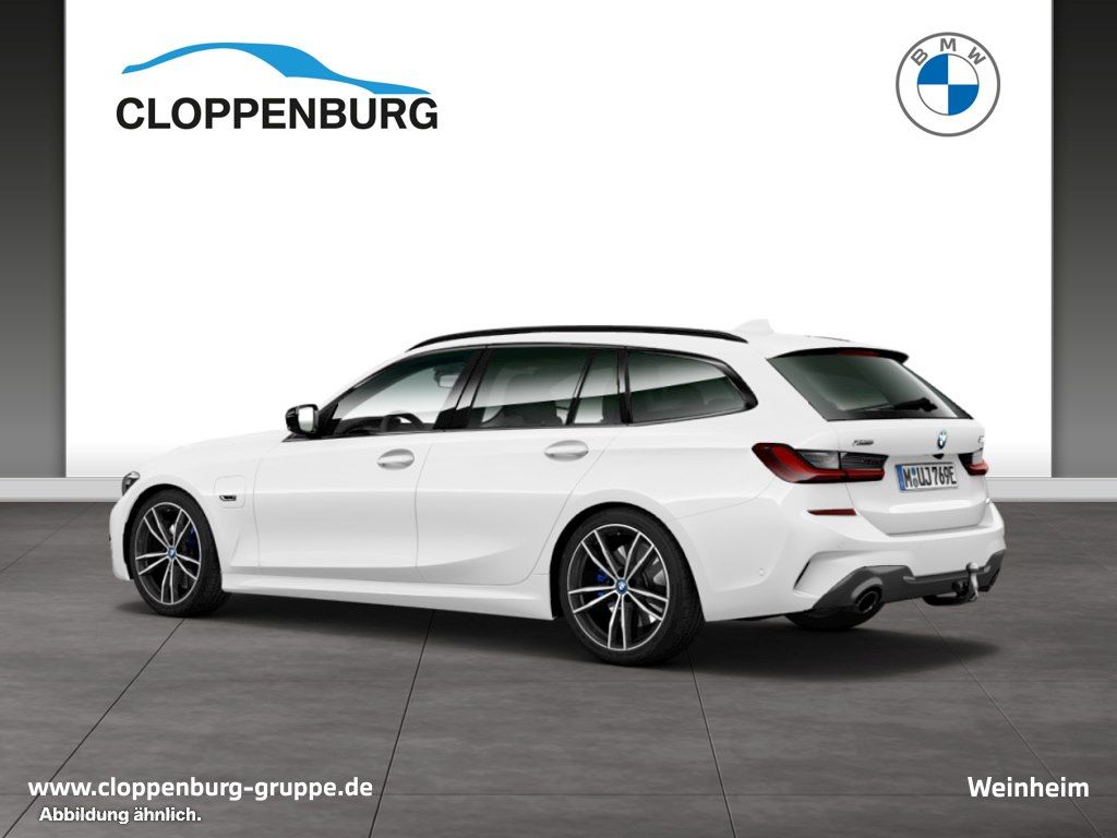 BMW 330e xDrive Touring - Samsaru's Car Outlet