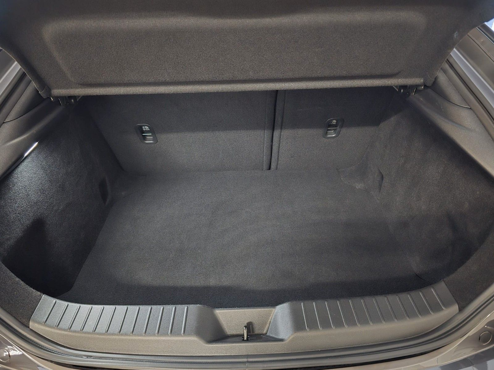 Mazda 3 Lim. 5-trg. Centre-Line *2.5l*140PS*RFK