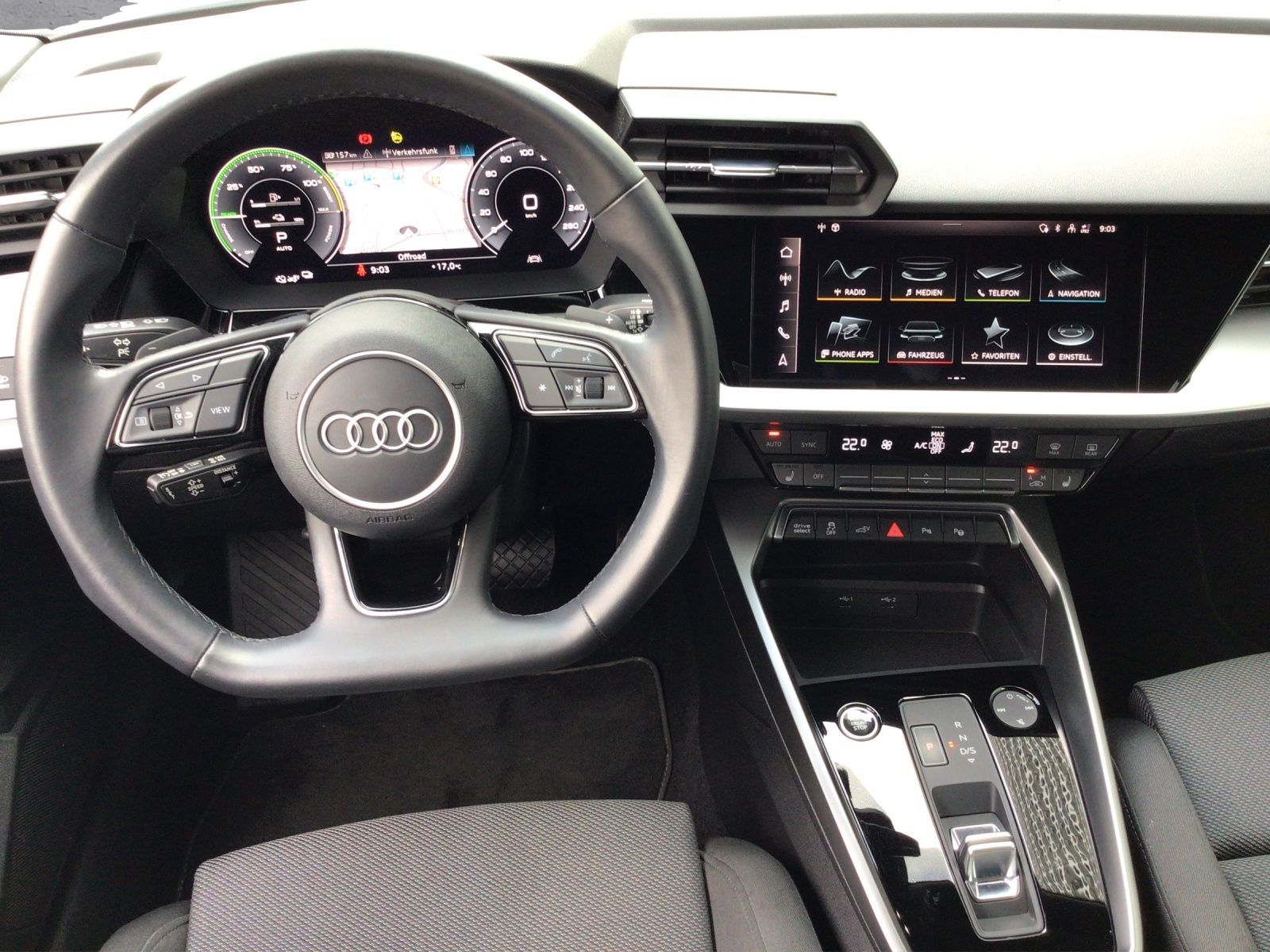 Audi A3 Sportback S line 45 TFSIe S tronic NAV/LED/SH