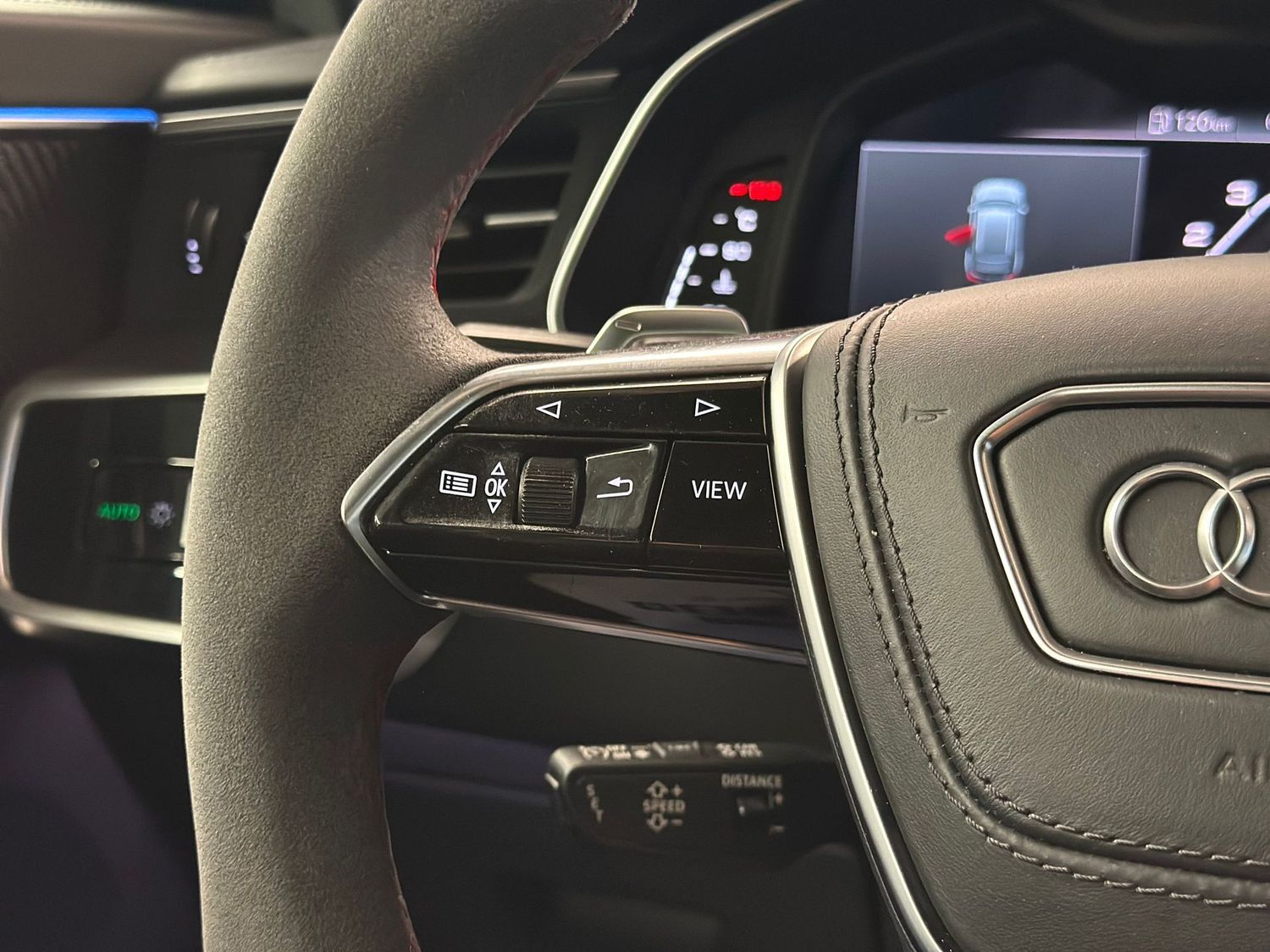 Audi RS6 4.0 TFSI quattro*MATRIX*KERAMIK*CARBON*4 ZON